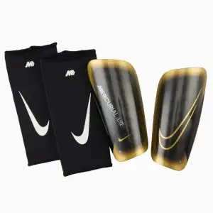 Apărători fotbal Nike Mercurial Lite (PSH-DN3611-010-P) Apărători fotbal