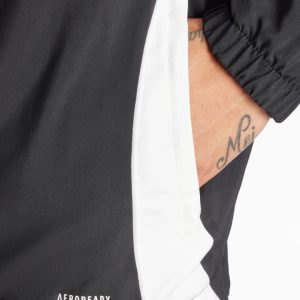 Geacă adidas Tiro 24 Windbreaker (PSH-IM8806-P) Jachete