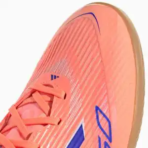 Ghete de fotbal adidas F50 League IN (PSH-JH7718-P) adidas Coral Blaze, Adidas F50, Ghete fotbal sală (Futsal), Ghete Semi-amatori