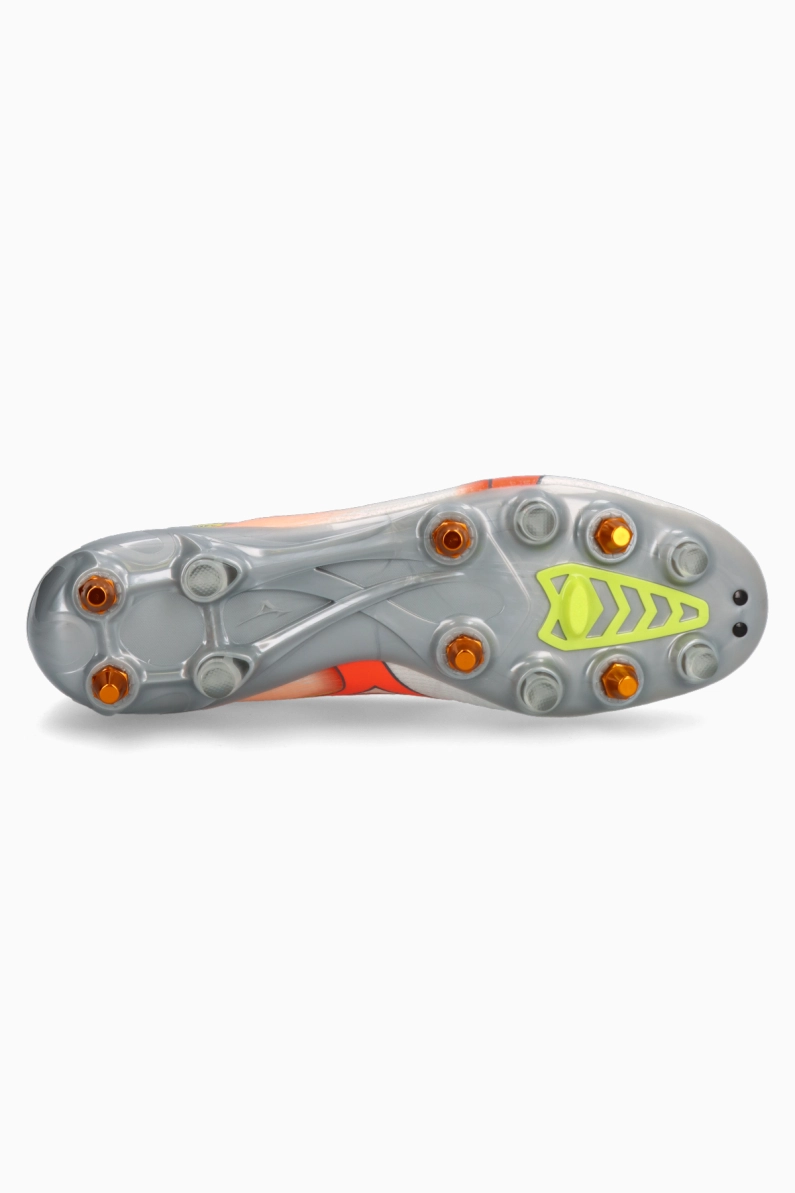 Ghete de fotbal Mizuno Alpha III Elite Mix – Portocale, Argint (PSH-P1GC266254-P) Ghete Elite / Profesionale, Ghete pentru iarbă, Mizuno Prism Pack Ghete de fotbal Mizuno Alpha III Elite Mix - Portocale, Argint (PSH-P1GC266254-P) Ghete Elite / Profesionale, Ghete pentru iarbă, Mizuno Prism Pack