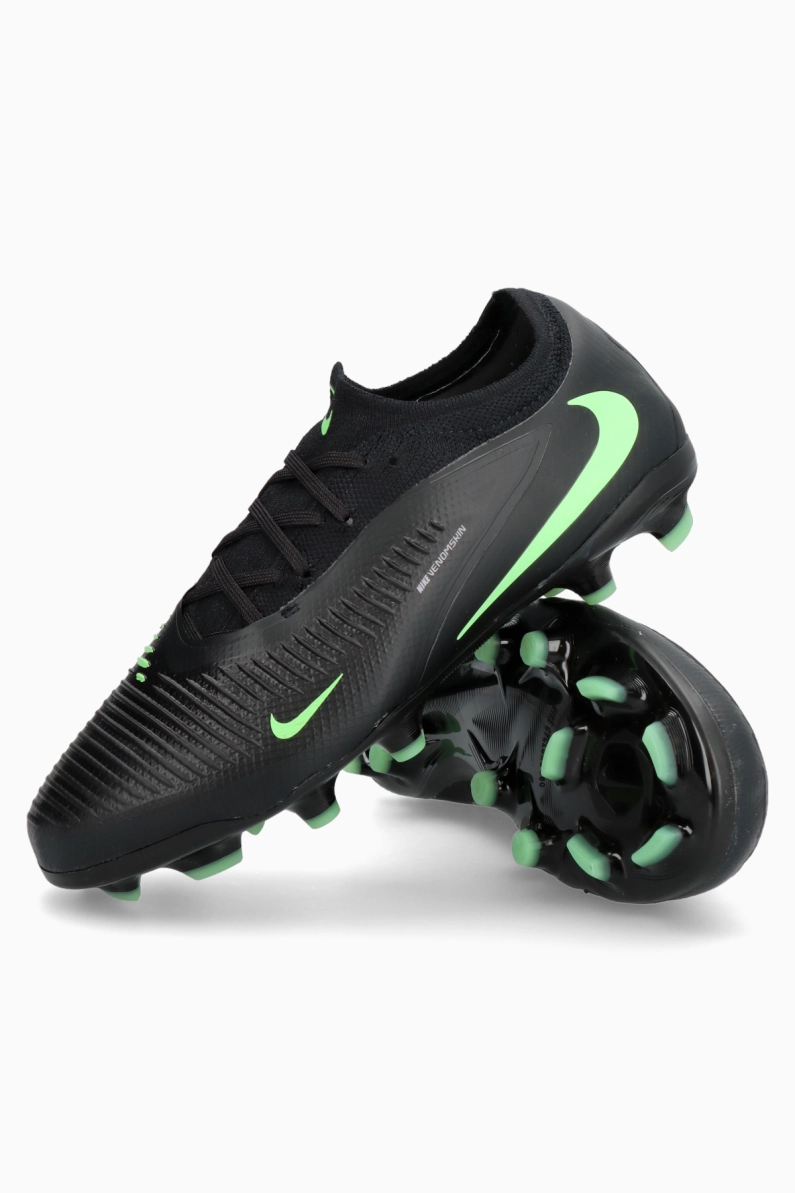 Ghete de fotbal Nike Phantom 6 Low Pro FG/MG Junior - Negru