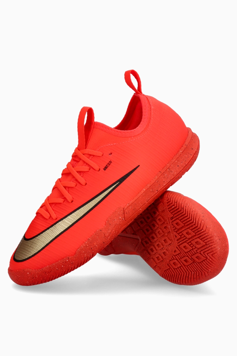 Ghete de fotbal Nike Zoom Mercurial Vapor 17 Academy IC Junior - Roșu