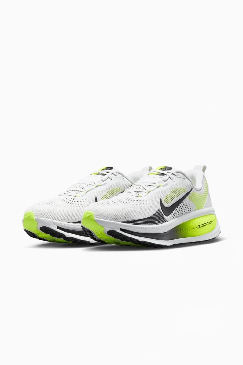 Pantofi alergare Nike Vomero 18 - Alb