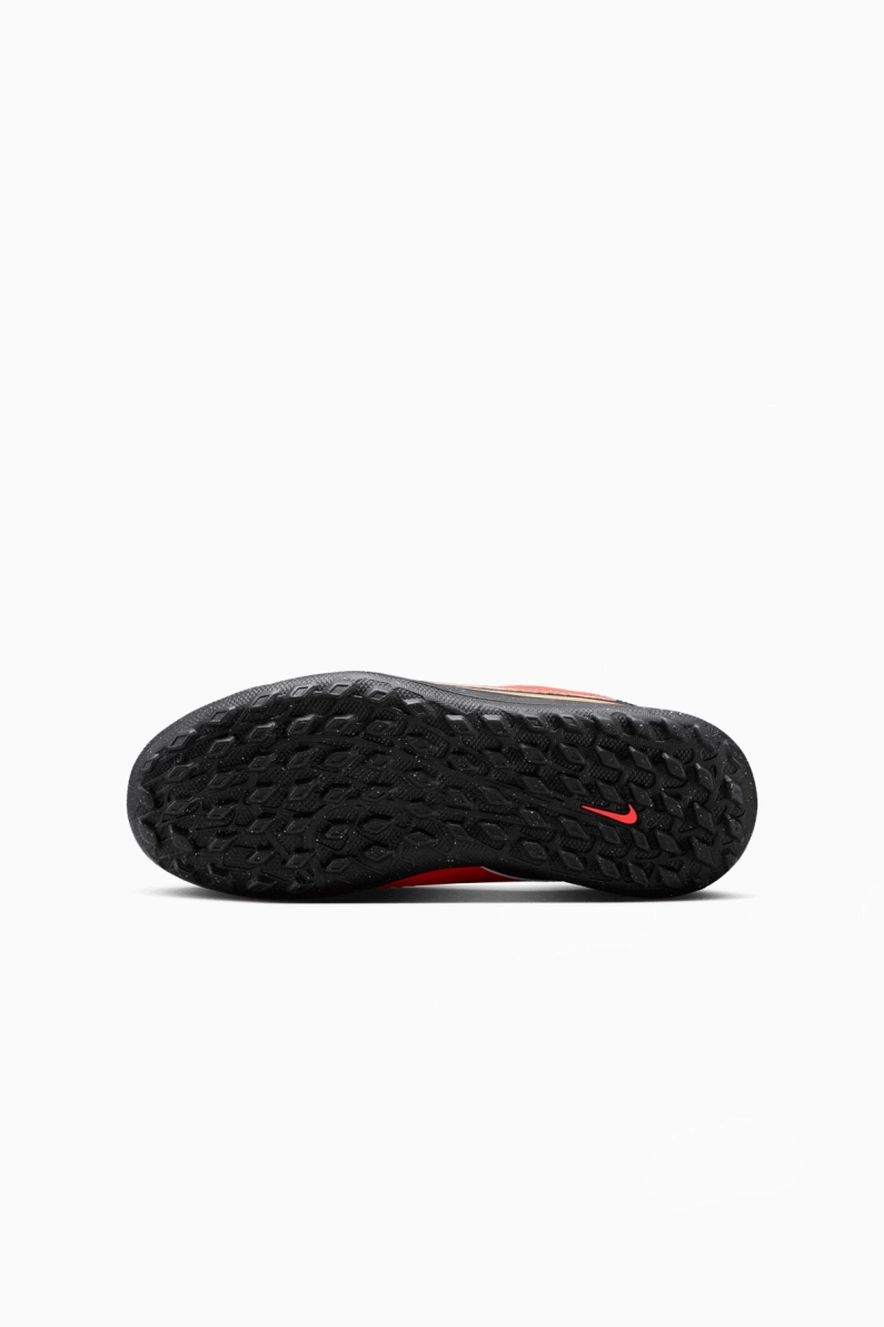 Ghete de fotbal Nike Phantom 6 Low Club TF Junior – Roșu (PSH-HQ2006-600-P) Ghete Amatori, Ghete fotbal sintetic, Nike Break Em’, Nike Phantom Ghete de fotbal Nike Phantom 6 Low Club TF Junior - Roșu (PSH-HQ2006-600-P) Ghete Amatori, Ghete fotbal sintetic, Nike Break Em’, Nike Phantom