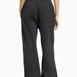 Pantaloni adidas Essentials Wide Leg pentru femei - Negru (PSH-KR3606-P) Pantaloni
